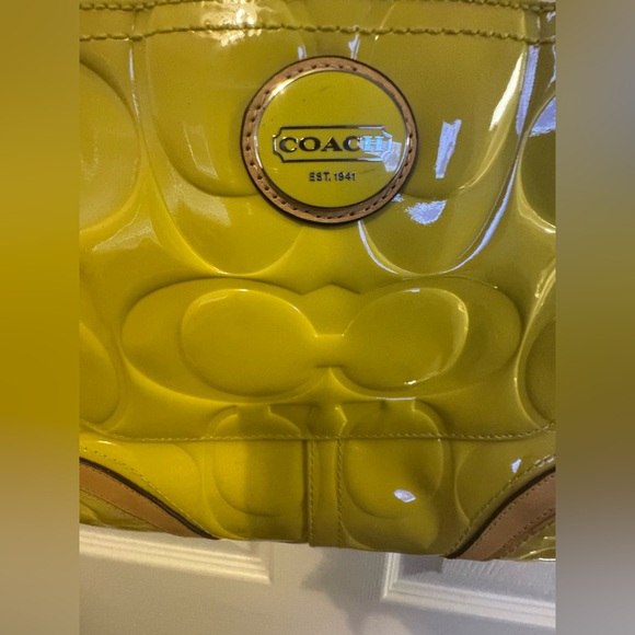 Authentic Rainy Day Coach Bag - Picture 2 of 8